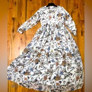 Dainty jewells dress 🤍